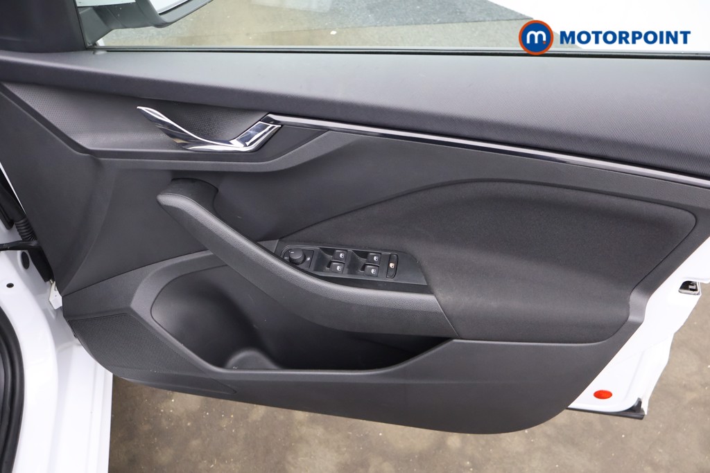 Skoda Kamiq SE Manual Petrol SUV - Stock Number (1610200) - 14th supplementary image