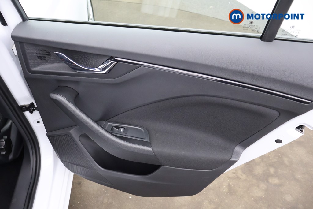 Skoda Kamiq SE Manual Petrol SUV - Stock Number (1610200) - 17th supplementary image