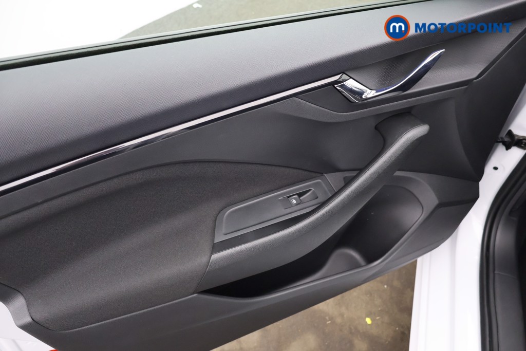 Skoda Kamiq SE Manual Petrol SUV - Stock Number (1610200) - 22nd supplementary image