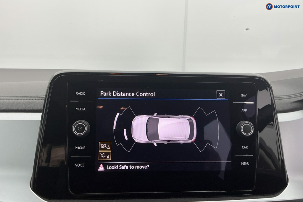 Volkswagen T-Roc Life Manual Petrol SUV - Stock Number (1610259) - 2nd supplementary image