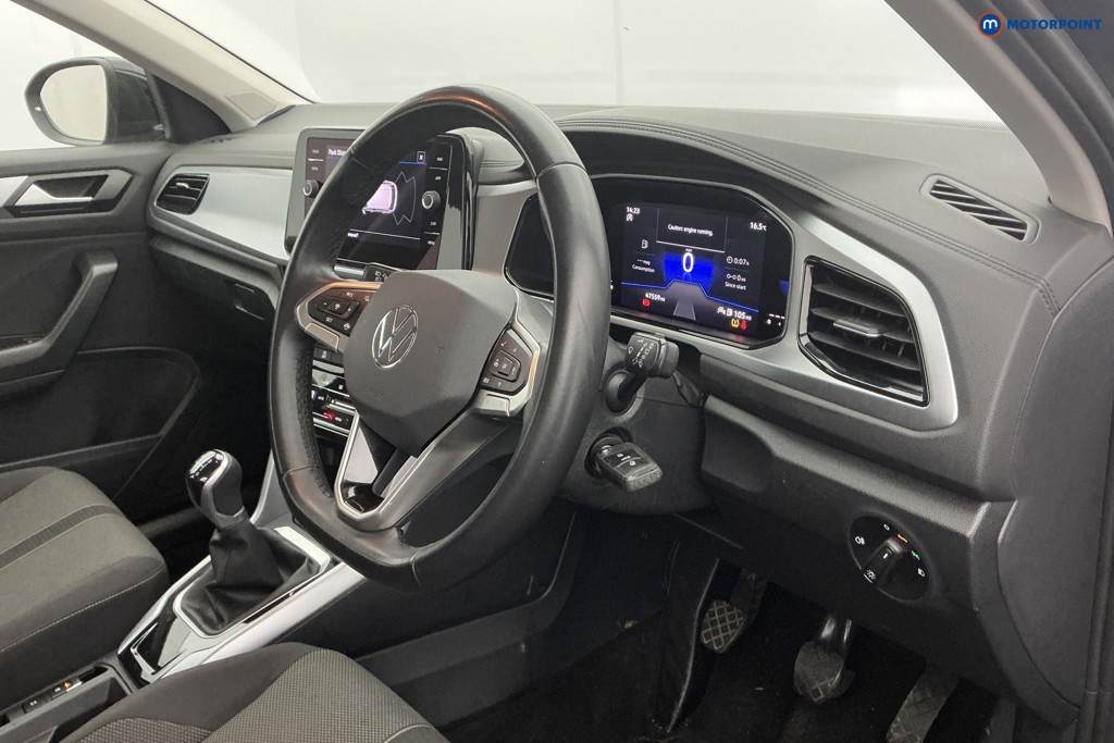 Volkswagen T-Roc Life Manual Petrol SUV - Stock Number (1610259) - 7th supplementary image