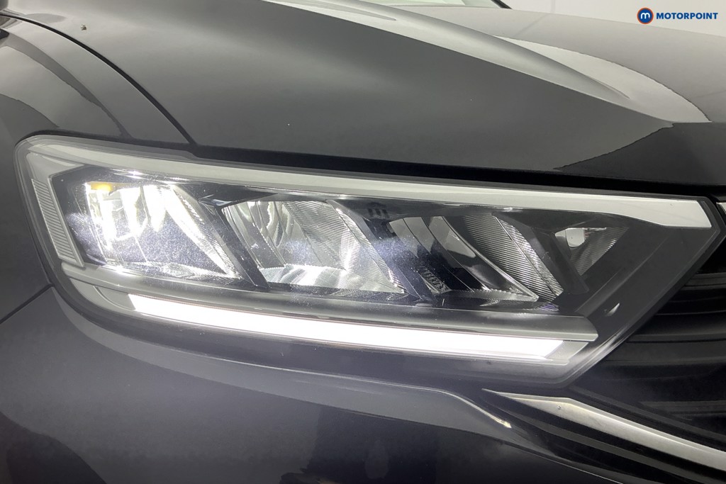 Volkswagen T-Roc Life Manual Petrol SUV - Stock Number (1610259) - 30th supplementary image