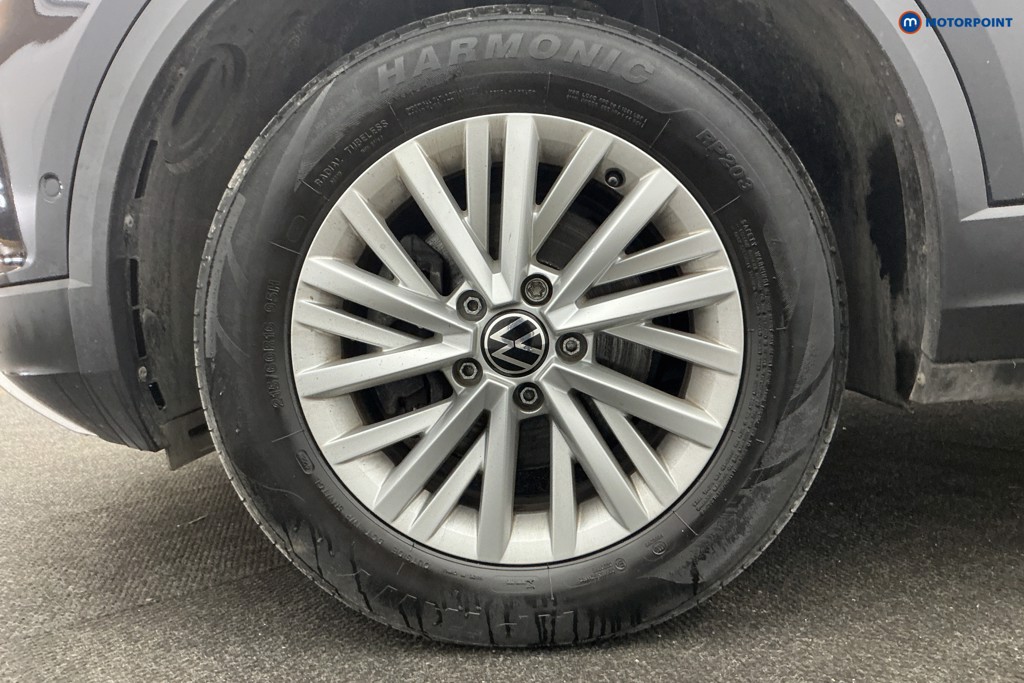 Volkswagen T-Roc Life Manual Petrol SUV - Stock Number (1610259) - 33rd supplementary image