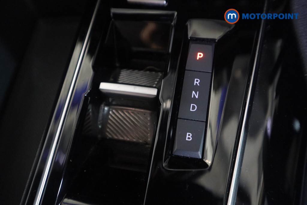 Peugeot 3008 Allure Automatic Petrol Plug-In Hybrid SUV - Stock Number (1610616) - 9th supplementary image