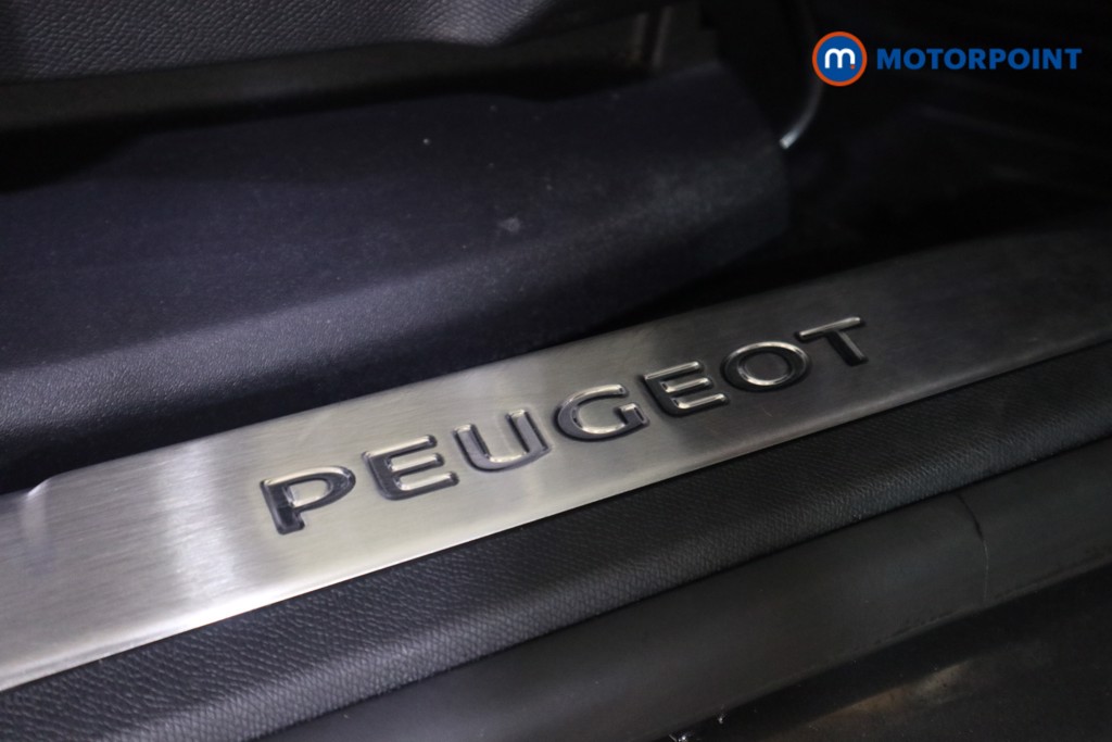 Peugeot 3008 Allure Automatic Petrol Plug-In Hybrid SUV - Stock Number (1610616) - 14th supplementary image