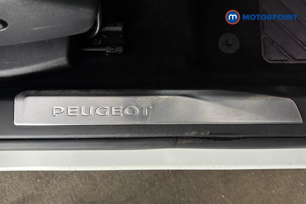 Peugeot 5008 Gt Line Premium Automatic Diesel SUV - Stock Number (1611369) - 27th supplementary image