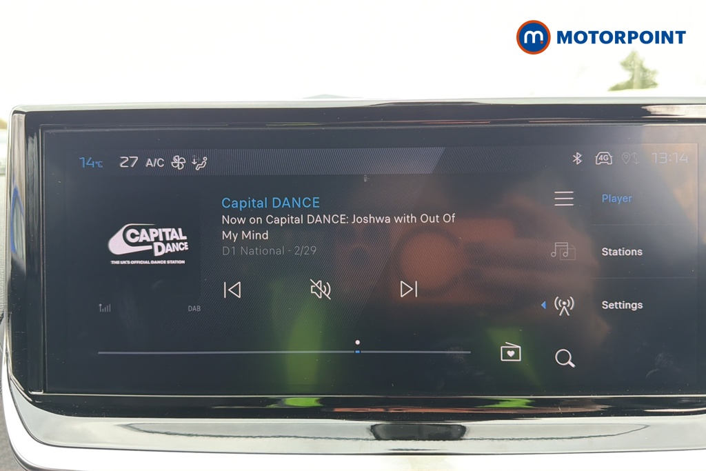 Peugeot 2008 Allure Manual Petrol SUV - Stock Number (1613123) - 8th supplementary image