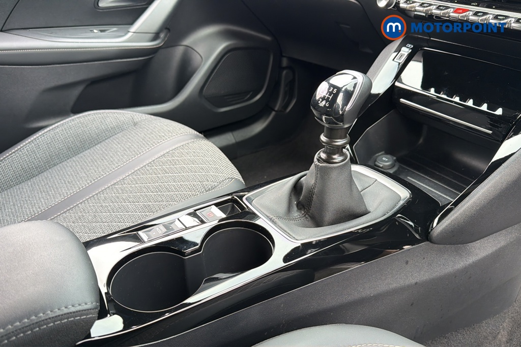 Peugeot 2008 Allure Manual Petrol SUV - Stock Number (1613123) - 15th supplementary image