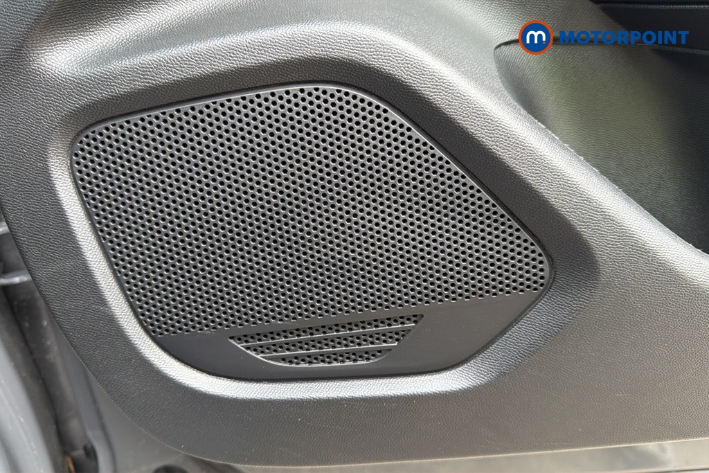 Peugeot 2008 Allure Manual Petrol SUV - Stock Number (1613123) - 21st supplementary image