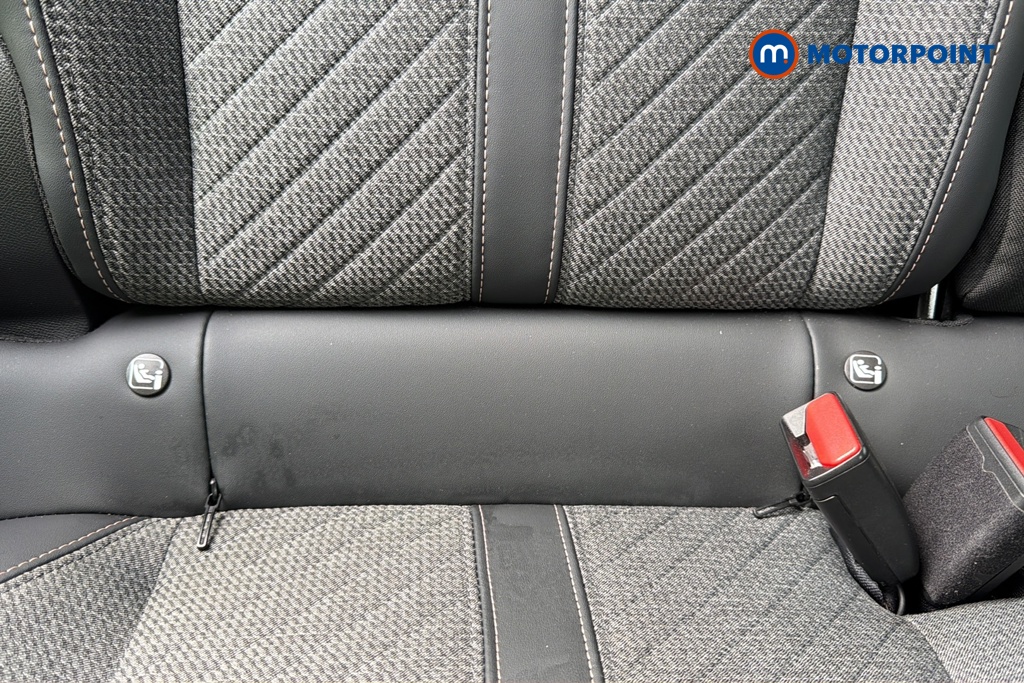 Peugeot 2008 Allure Manual Petrol SUV - Stock Number (1613123) - 27th supplementary image