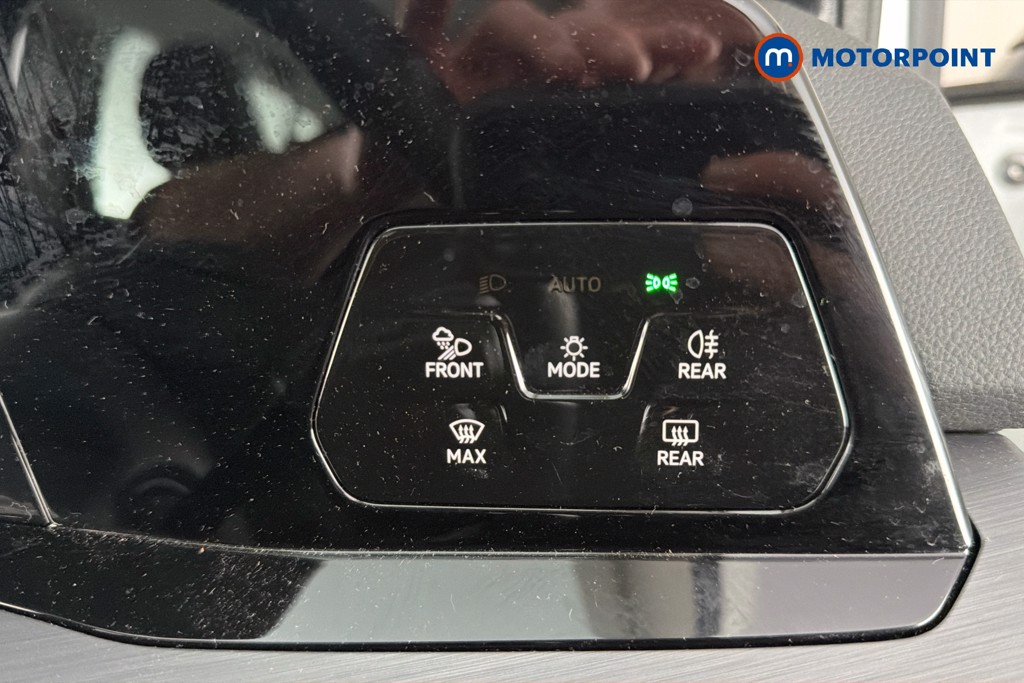 Volkswagen Golf Style Manual Petrol Hatchback - Stock Number (1616635) - 18th supplementary image