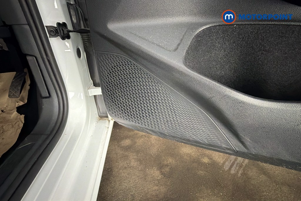 Volkswagen Golf Style Manual Petrol Hatchback - Stock Number (1616635) - 21st supplementary image