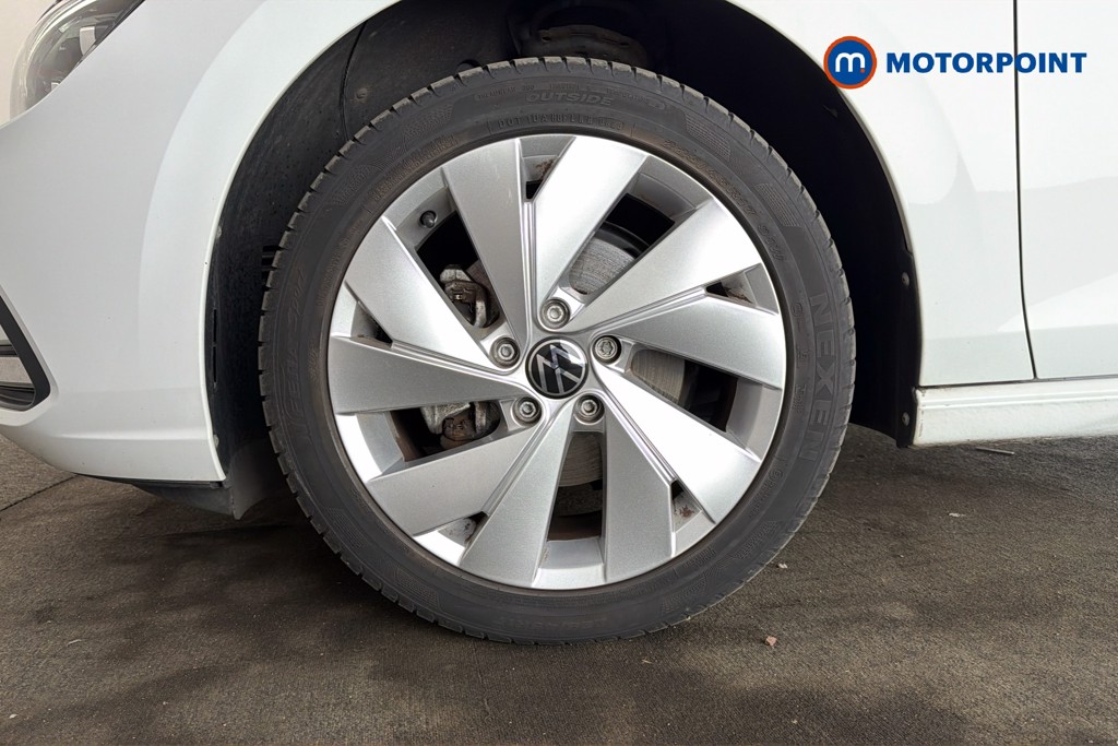 Volkswagen Golf Style Manual Petrol Hatchback - Stock Number (1616635) - 47th supplementary image