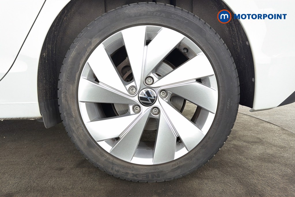 Volkswagen Golf Style Manual Petrol Hatchback - Stock Number (1616635) - 48th supplementary image