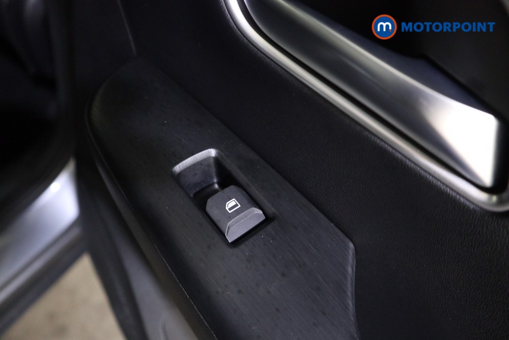 Mg Motor Uk ZS Trophy Automatic Petrol-Electric Hybrid SUV - Stock Number (1616895) - 19th supplementary image