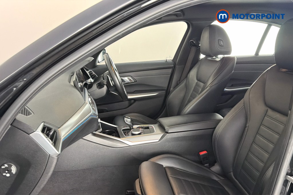 BMW 3 Series M Sport Automatic Petrol Plug-In Hybrid Saloon - Stock Number (1617629) - 22nd supplementary image