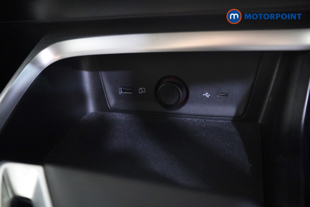 Mg Motor Uk ZS Trophy Automatic Petrol-Electric Hybrid SUV - Stock Number (1617862) - 7th supplementary image