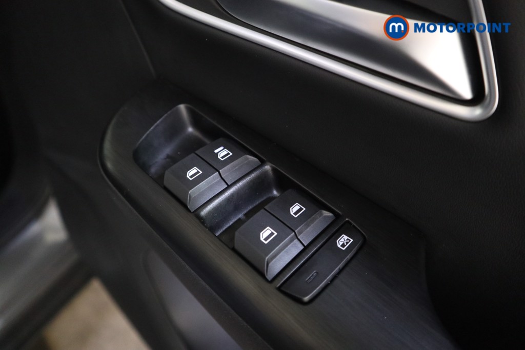 Mg Motor Uk ZS Trophy Automatic Petrol-Electric Hybrid SUV - Stock Number (1617862) - 14th supplementary image