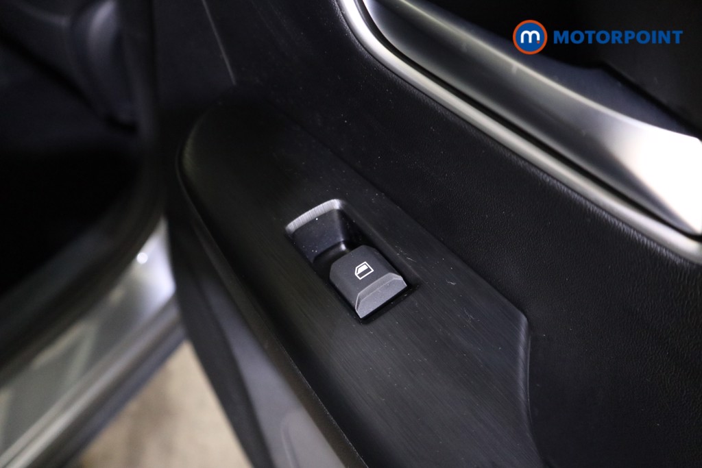 Mg Motor Uk ZS Trophy Automatic Petrol-Electric Hybrid SUV - Stock Number (1617862) - 20th supplementary image