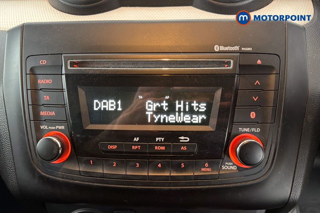 Suzuki Swift Attitude Manual Petrol Hatchback - Stock Number (1618584) - 9th supplementary image
