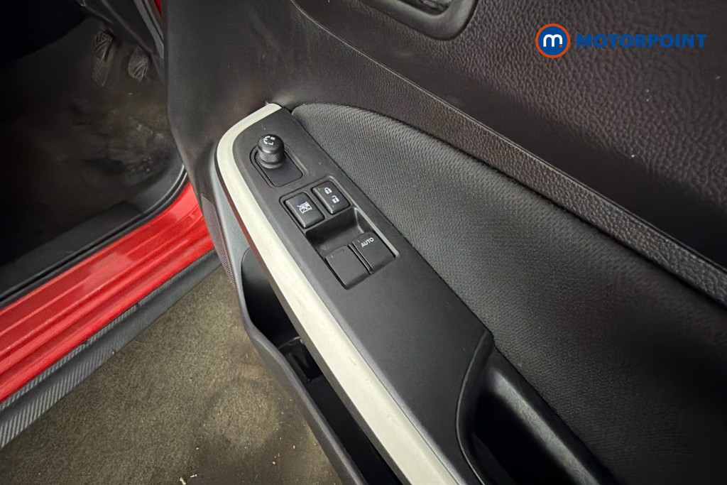 Suzuki Swift Attitude Manual Petrol Hatchback - Stock Number (1618584) - 20th supplementary image
