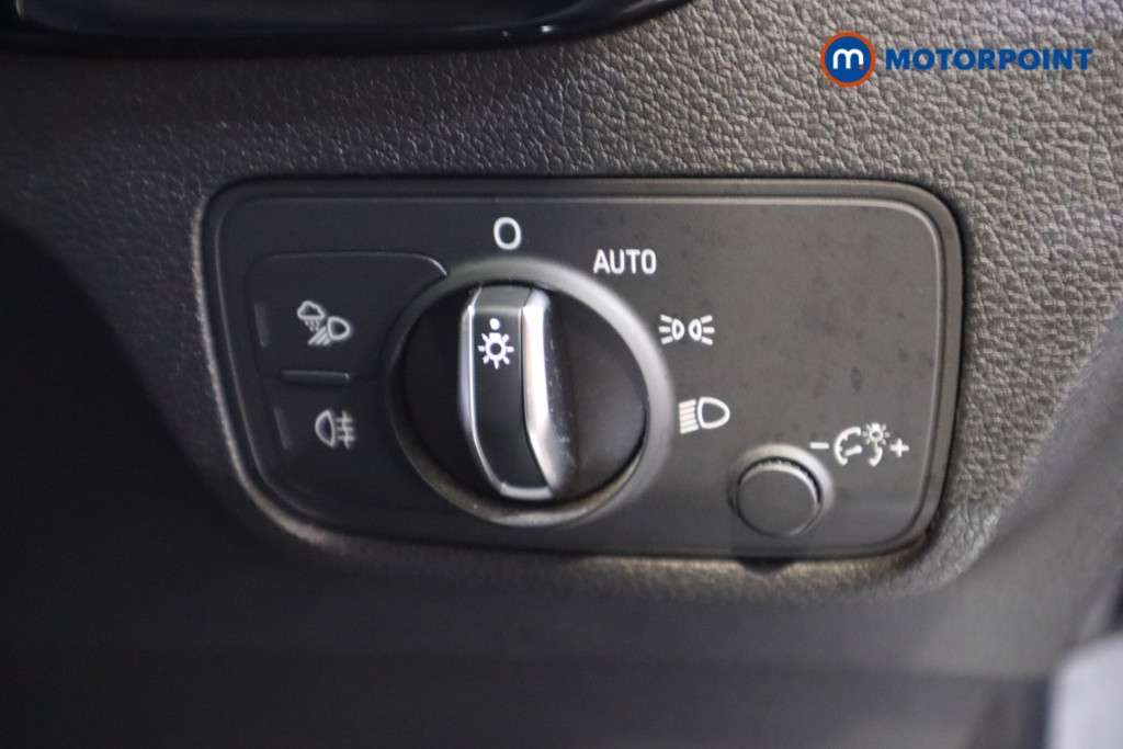 Audi Q2 Black Edition Automatic Diesel SUV - Stock Number (1619666) - 14th supplementary image