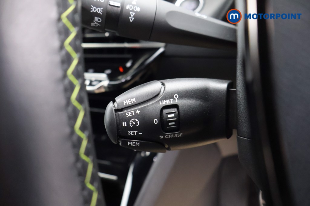 Peugeot 2008 GT Manual Petrol SUV - Stock Number (1619997) - 11th supplementary image
