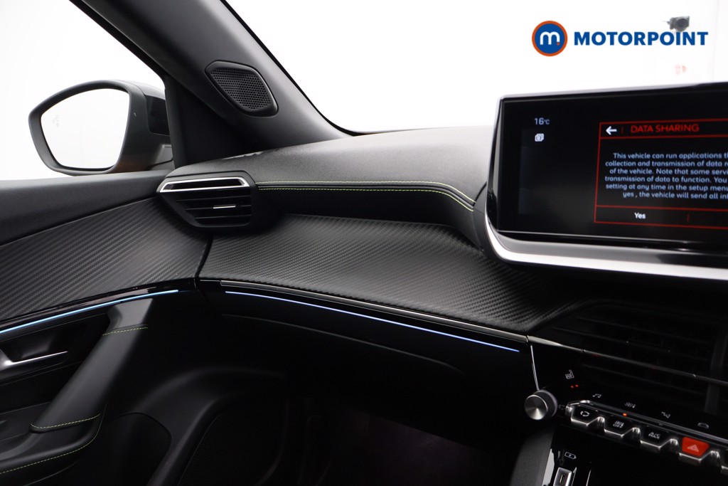 Peugeot 2008 GT Manual Petrol SUV - Stock Number (1619997) - 15th supplementary image