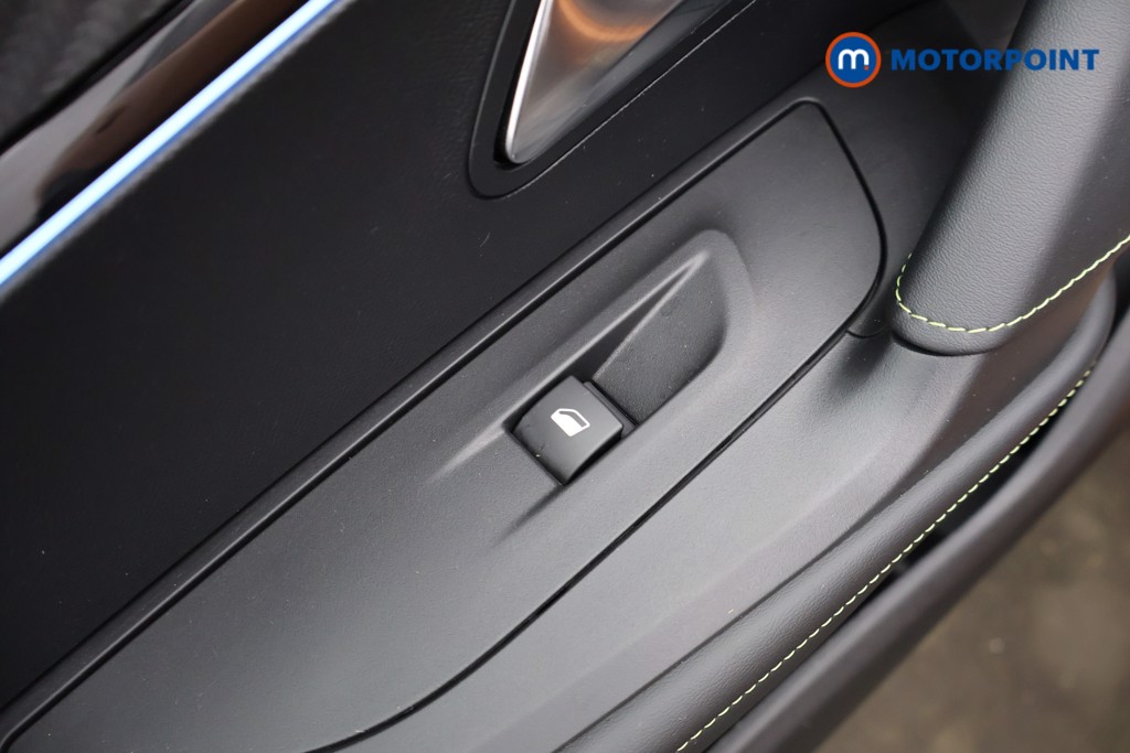 Peugeot 2008 GT Manual Petrol SUV - Stock Number (1619997) - 30th supplementary image