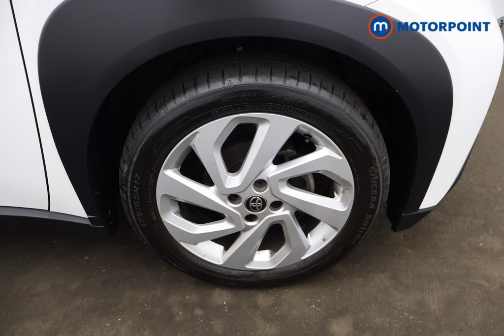 Toyota Aygo X Pure Manual Petrol Hatchback - Stock Number (1620527) - 4th supplementary image