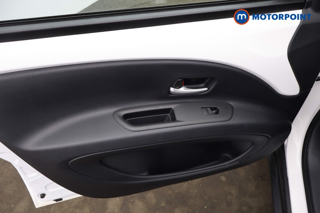 Toyota Aygo X Pure Manual Petrol Hatchback - Stock Number (1620527) - 22nd supplementary image