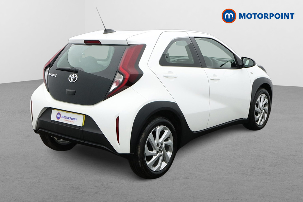 Toyota Aygo X Pure Manual Petrol Hatchback - Stock Number (1620527) - Drivers side rear corner