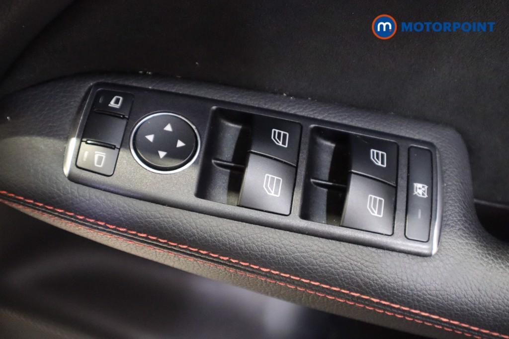 Mercedes-Benz B Class Amg Line Automatic Diesel Hatchback - Stock Number (1620815) - 13th supplementary image