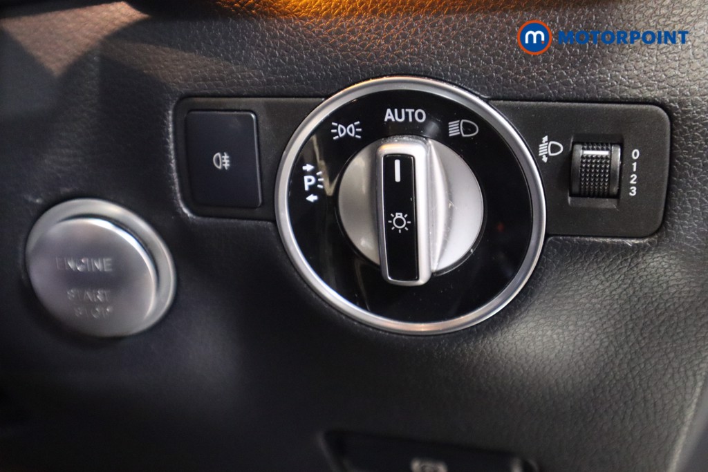 Mercedes-Benz B Class Amg Line Automatic Diesel Hatchback - Stock Number (1620815) - 14th supplementary image