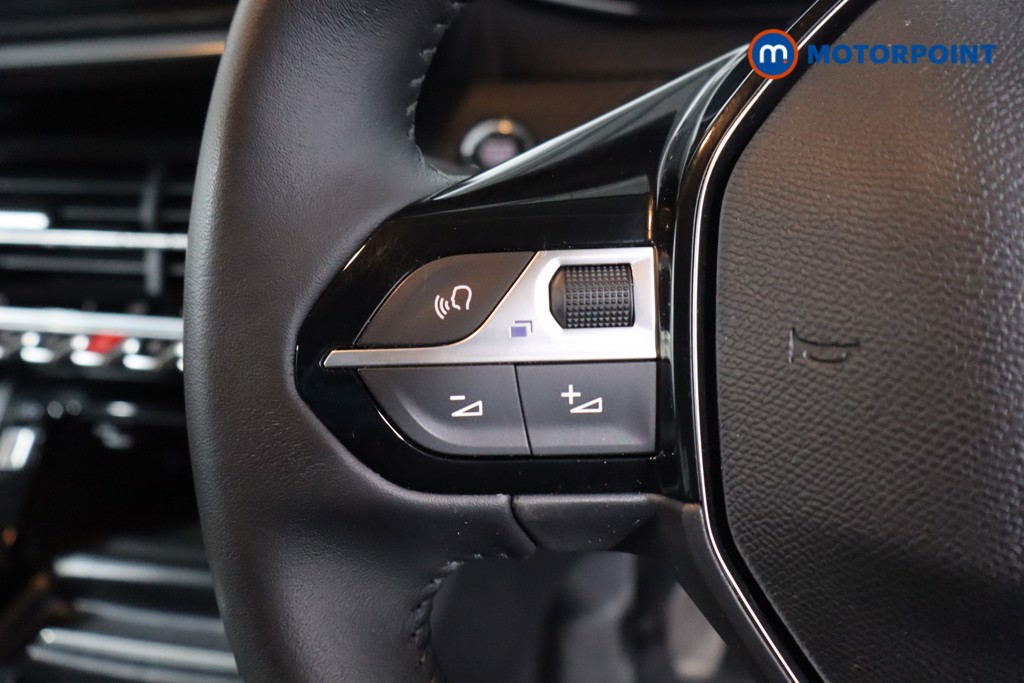 Peugeot 208 Allure Manual Petrol Hatchback - Stock Number (1621985) - 7th supplementary image