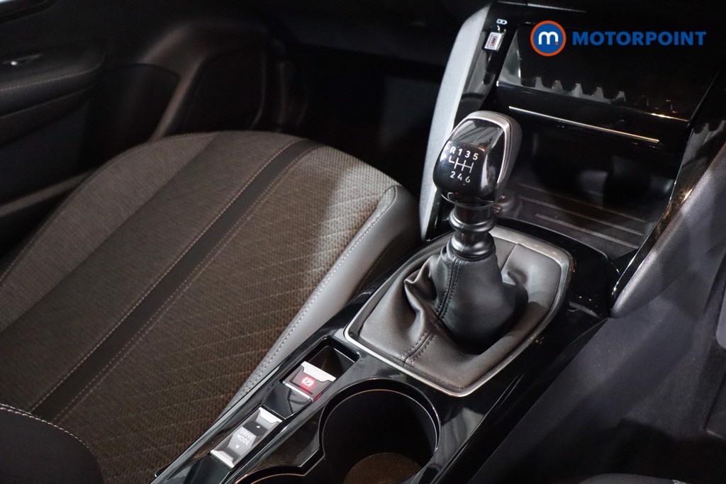 Peugeot 208 Allure Manual Petrol Hatchback - Stock Number (1621985) - 19th supplementary image