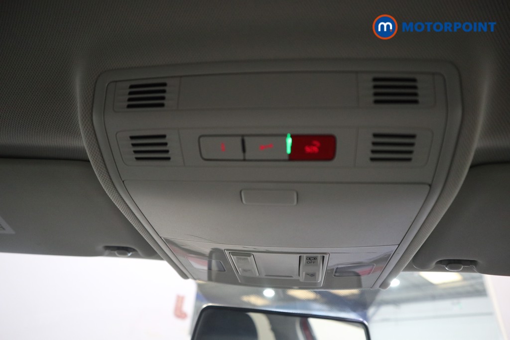 Volkswagen Polo Beats Manual Petrol Hatchback - Stock Number (1622125) - 11th supplementary image