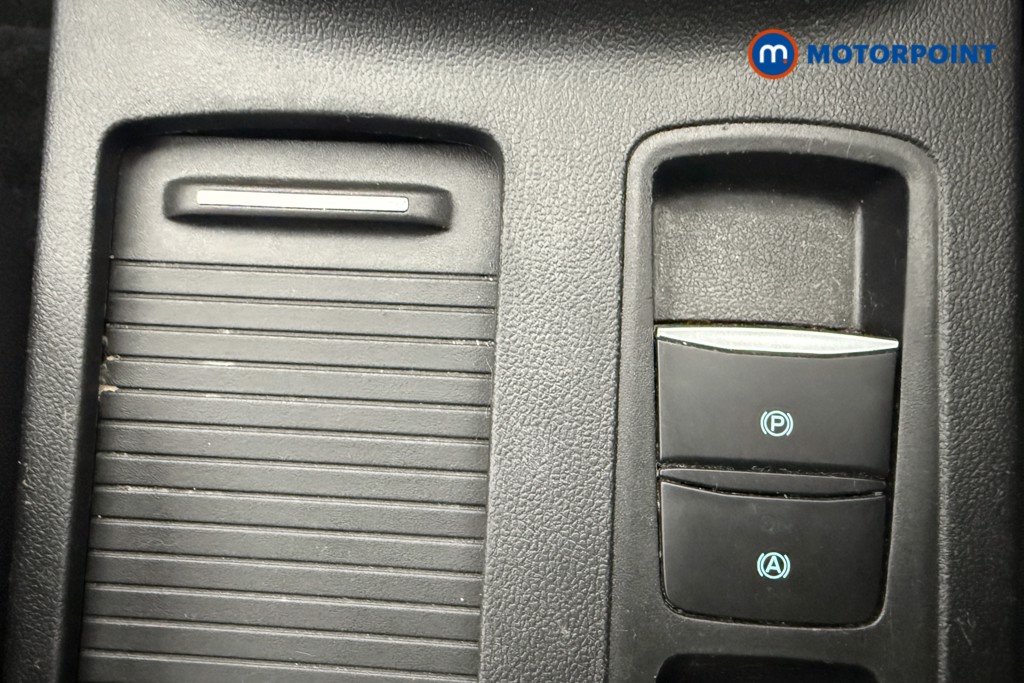 Ford Focus Zetec Manual Petrol Hatchback - Stock Number (1622585) - 15th supplementary image