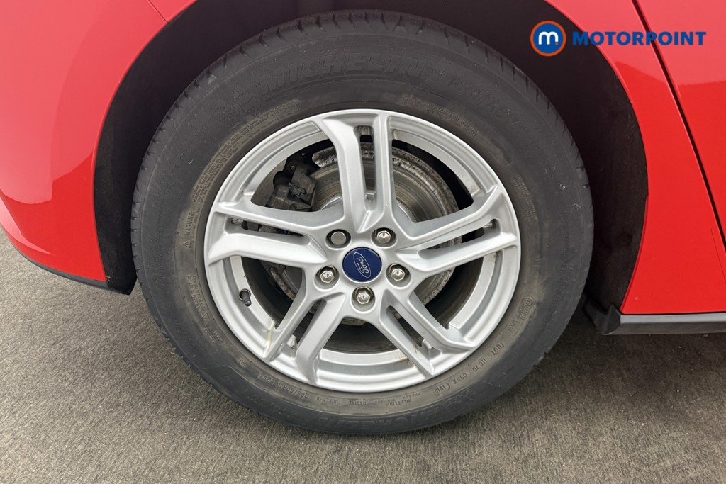 Ford Focus Zetec Manual Petrol Hatchback - Stock Number (1622585) - 23rd supplementary image