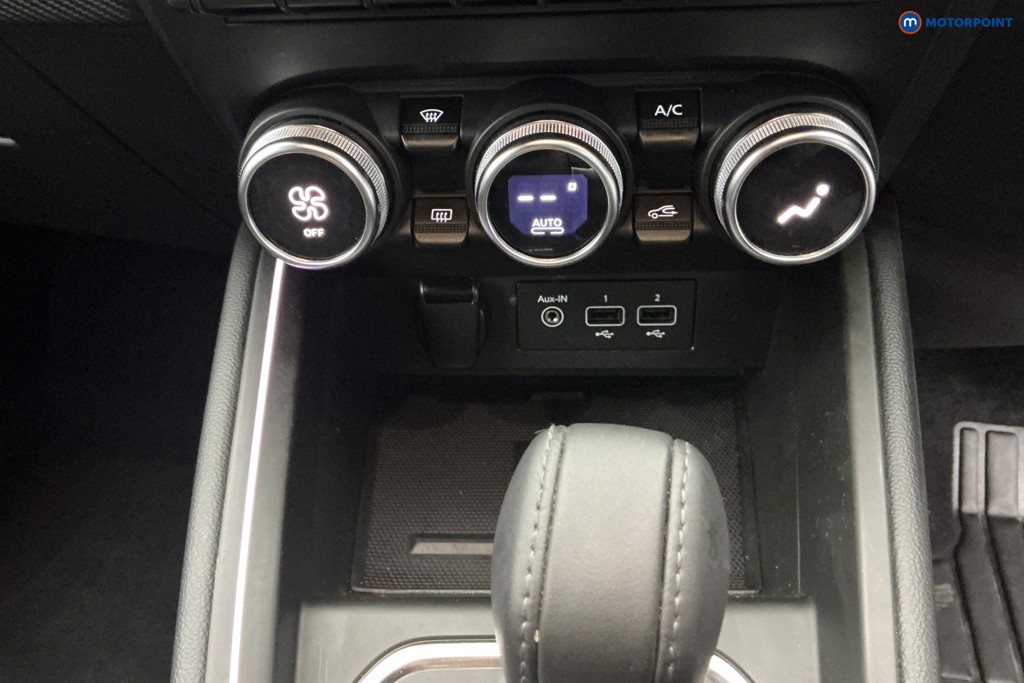 Renault Clio Engineered Automatic Petrol-Electric Hybrid Hatchback - Stock Number (1622752) - 17th supplementary image