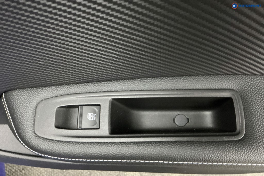 Renault Clio Engineered Automatic Petrol-Electric Hybrid Hatchback - Stock Number (1622752) - 29th supplementary image