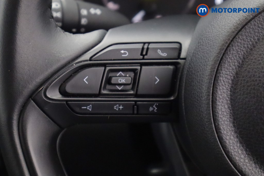 Toyota Yaris Icon Automatic Petrol-Electric Hybrid Hatchback - Stock Number (1622844) - 7th supplementary image