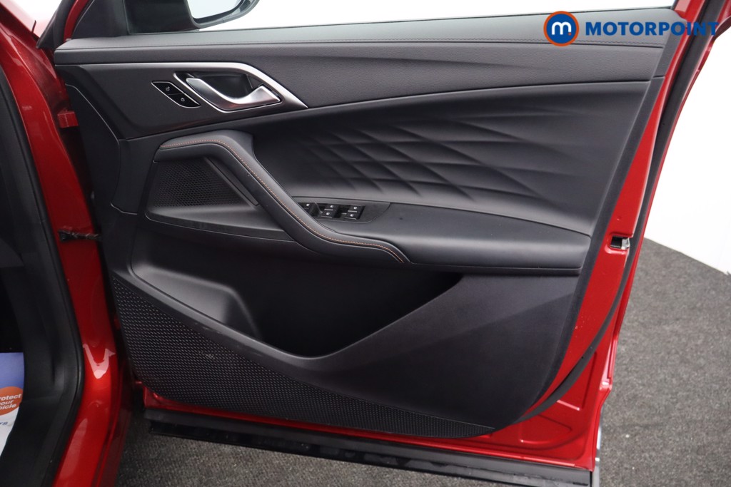 Mg Motor Uk HS SE Automatic Petrol-Electric Hybrid SUV - Stock Number (1622981) - 21st supplementary image