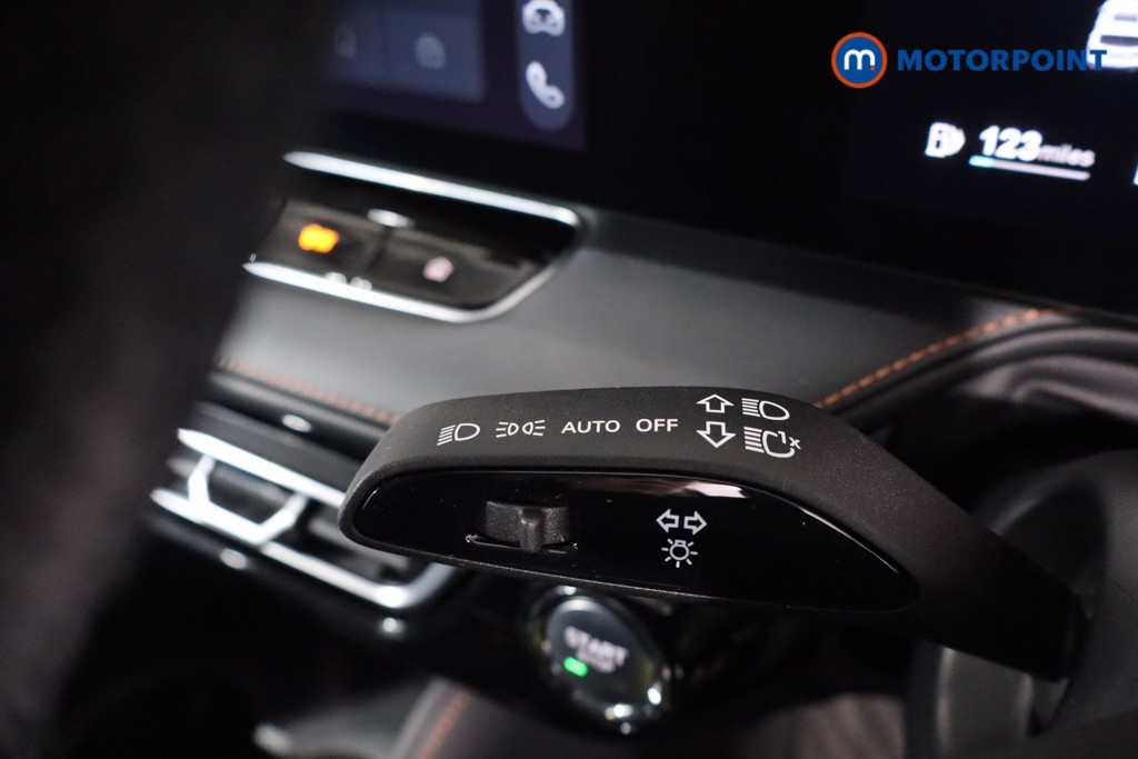 Mg Motor Uk HS SE Automatic Petrol-Electric Hybrid SUV - Stock Number (1622996) - 14th supplementary image