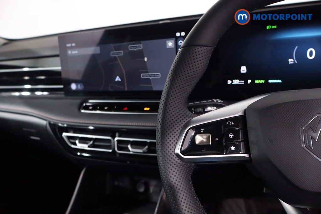 Mg Motor Uk HS SE Automatic Petrol-Electric Hybrid SUV - Stock Number (1622996) - 22nd supplementary image