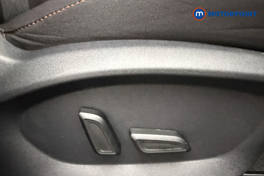 Mg Motor Uk HS SE Automatic Petrol-Electric Hybrid SUV - Stock Number (1623015) - 17th supplementary image