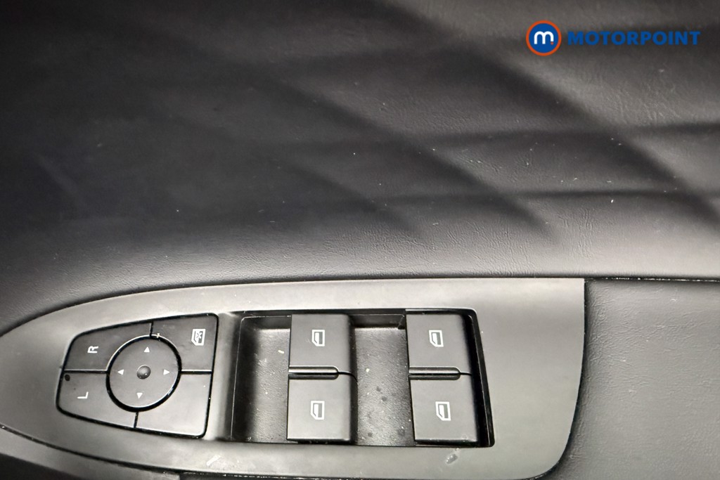 Mg Motor Uk HS SE Automatic Petrol-Electric Hybrid SUV - Stock Number (1623015) - 18th supplementary image