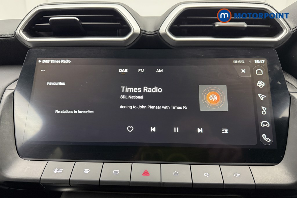 Mg Motor Uk ZS Trophy Automatic Petrol-Electric Hybrid SUV - Stock Number (1623156) - 4th supplementary image