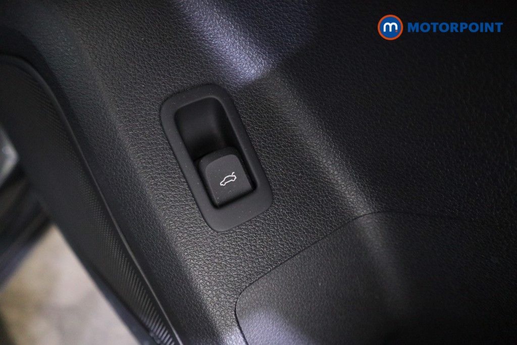 Audi Q2 S Line Automatic Petrol SUV - Stock Number (1623542) - 16th supplementary image