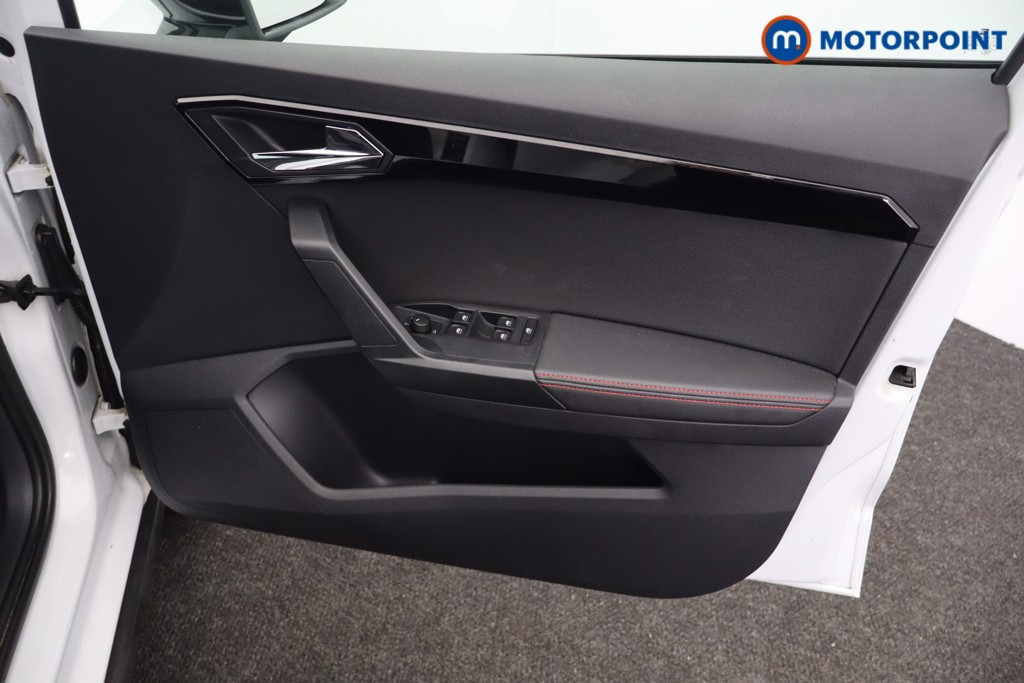 Seat Arona Fr Sport Manual Petrol SUV - Stock Number (1623789) - 21st supplementary image